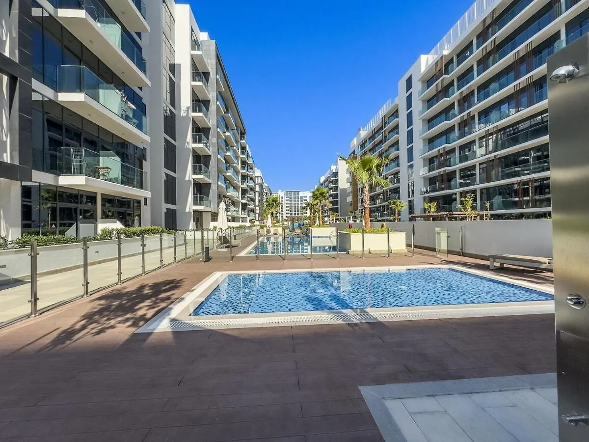 Inviting Studio Apartment Perfect For 3 In Meydan! Dubai United Arab Emirates