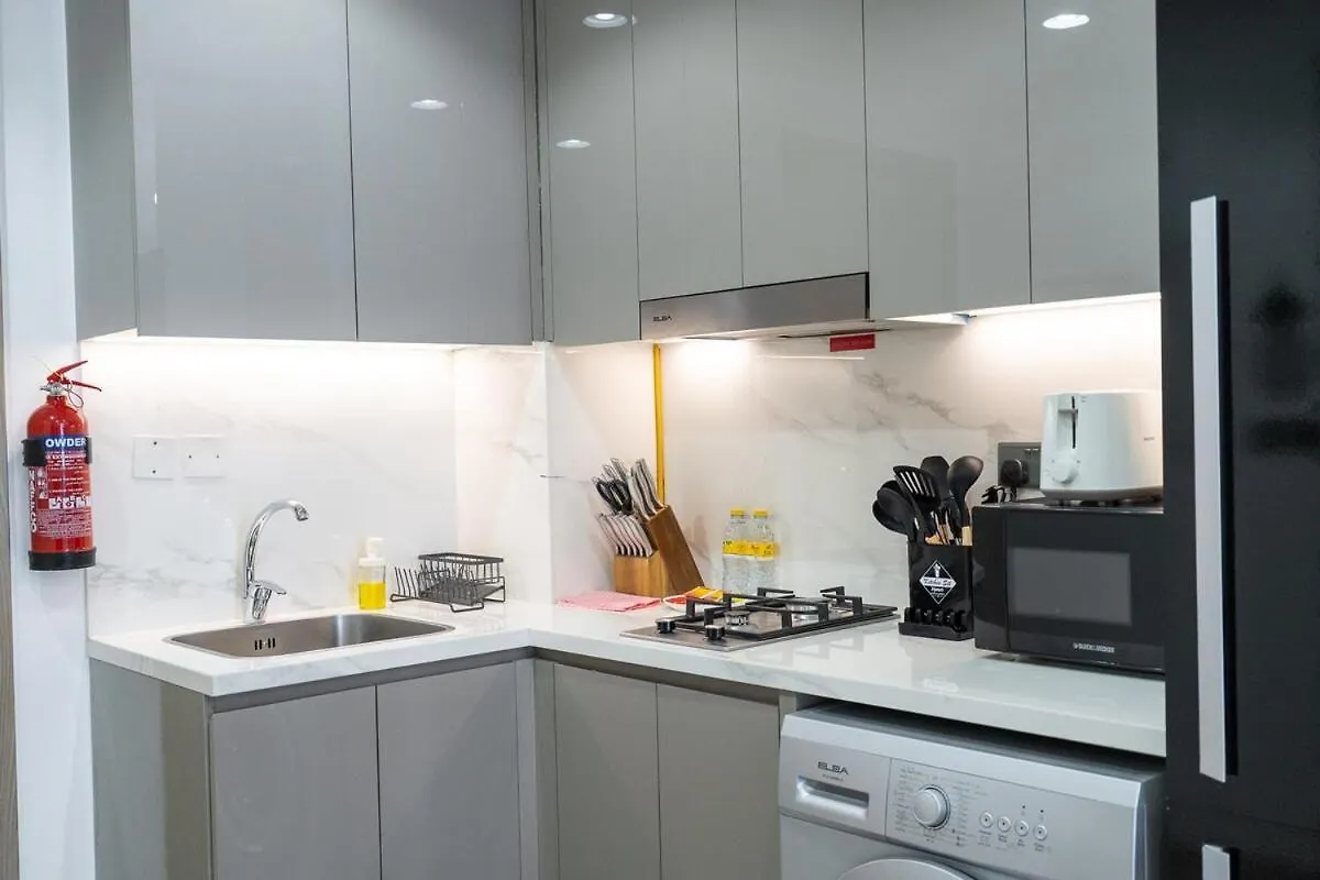 Inviting Studio Apartment Perfect For 3 In Meydan! Dubai