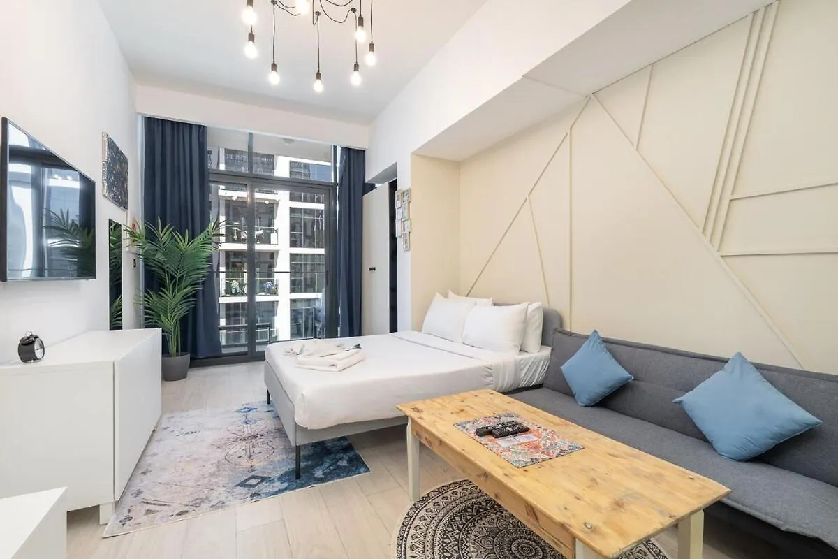 Inviting Studio Apartment Perfect For 3 In Meydan! Dubai
