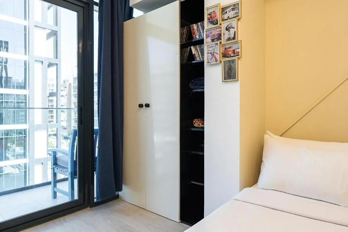 Inviting Studio Apartment Perfect For 3 In Meydan! Dubai